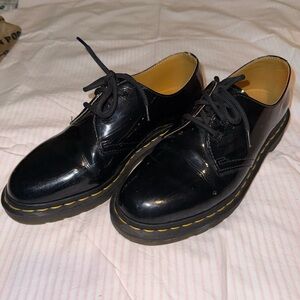 DR MARTENS 1461 WOMEN'S PATENT LEATHER OXFORD SHOES